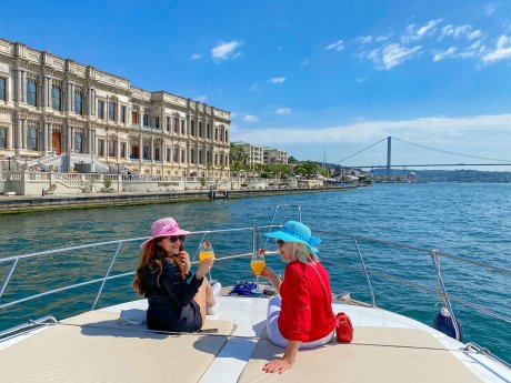 Bosphorus Tour with Stop at Asian Side - 10